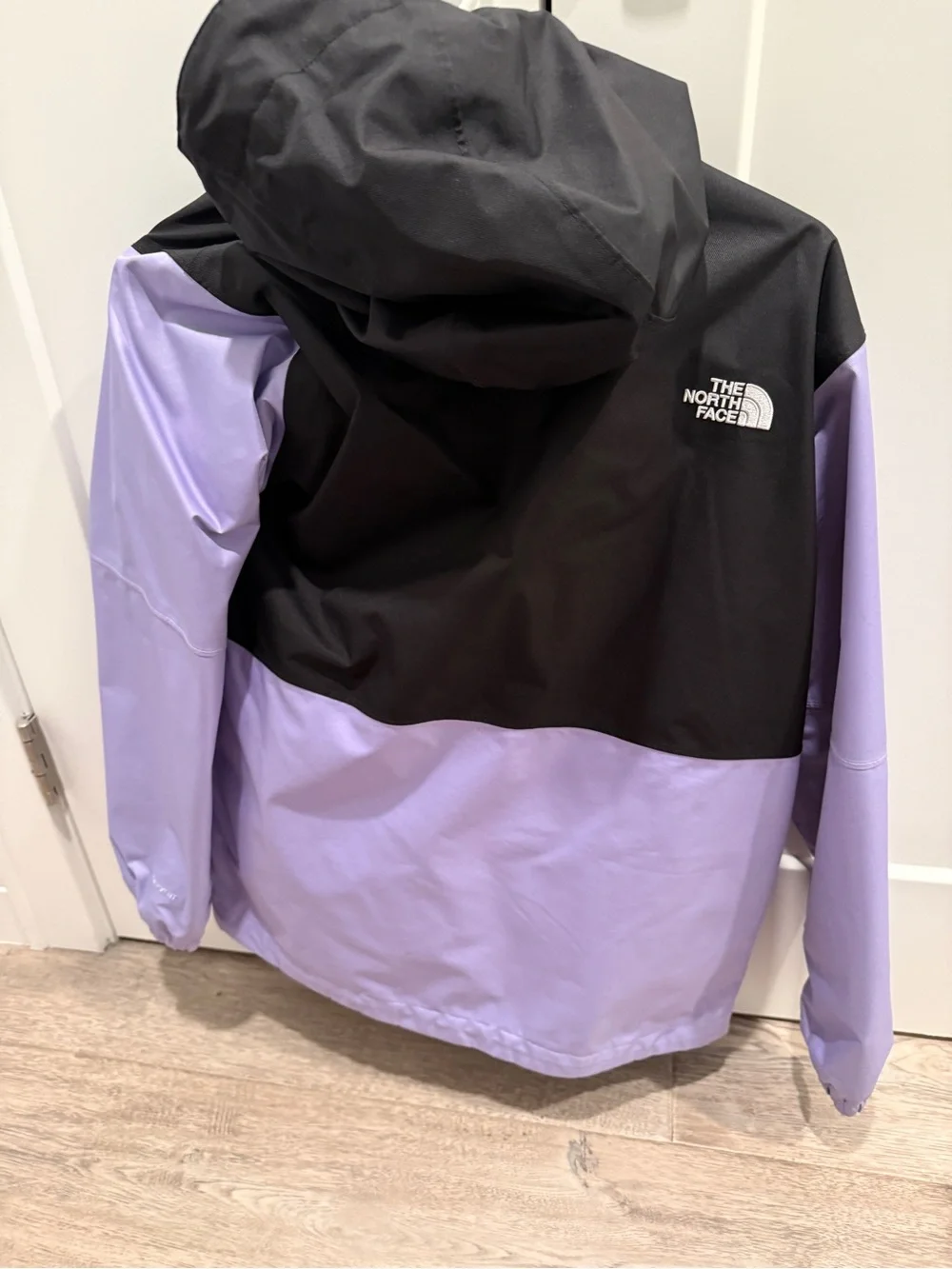 The North Face Girls Lavender and Black Waterproof winter coat
